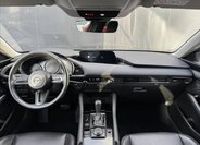 Mazda 3 Sedan / Limuzína 2,0 l 132 kw