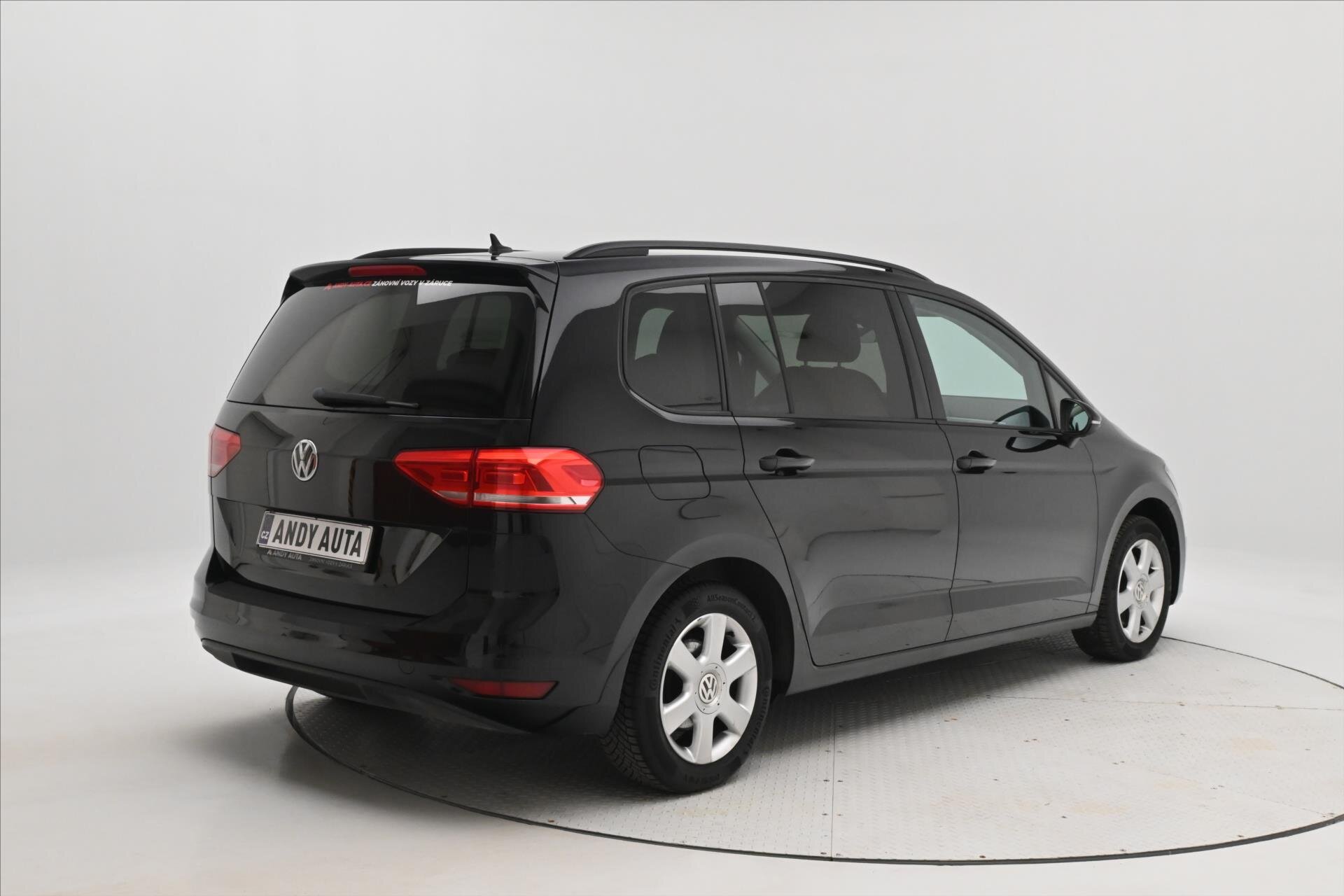 Volkswagen Touran MPV 1,6 l 85 kw