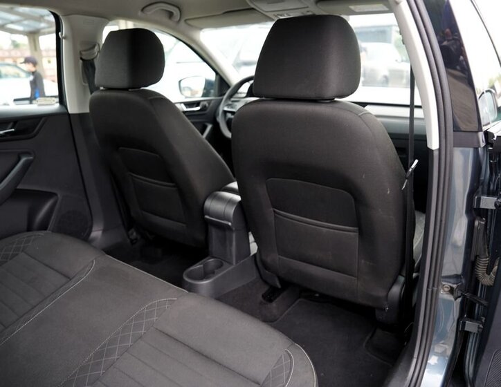 Škoda Rapid Hatchback 999,0 70 kw
