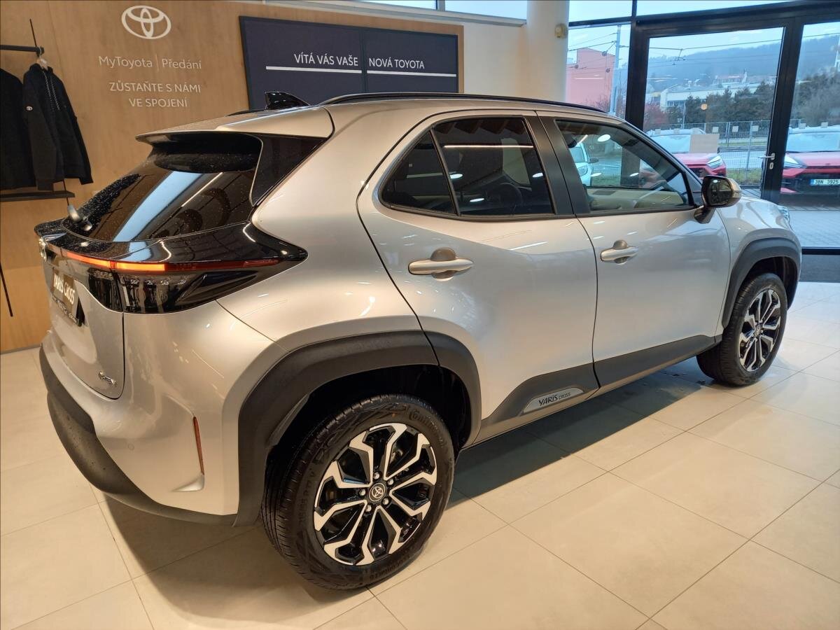 Toyota Yaris Cross Hatchback 1,5 l 85 kw