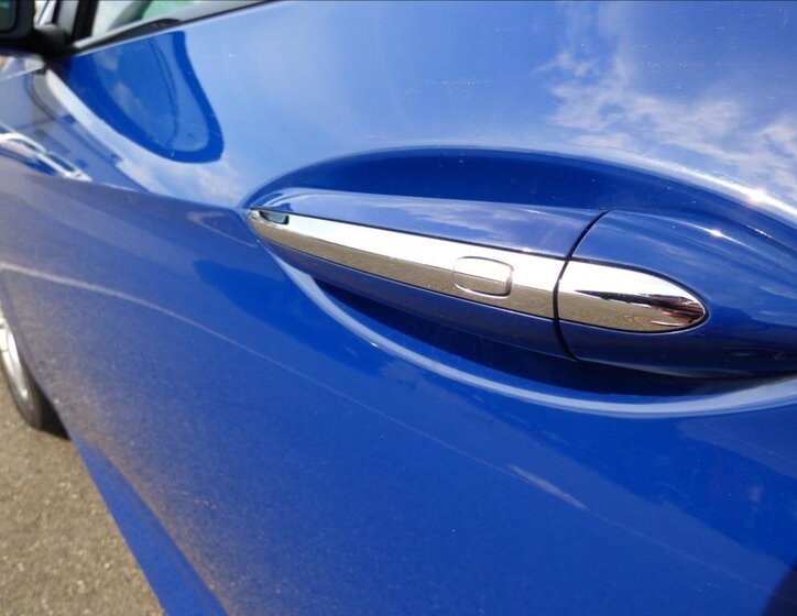 Opel Insignia Kombi 2,0 l 154 kw