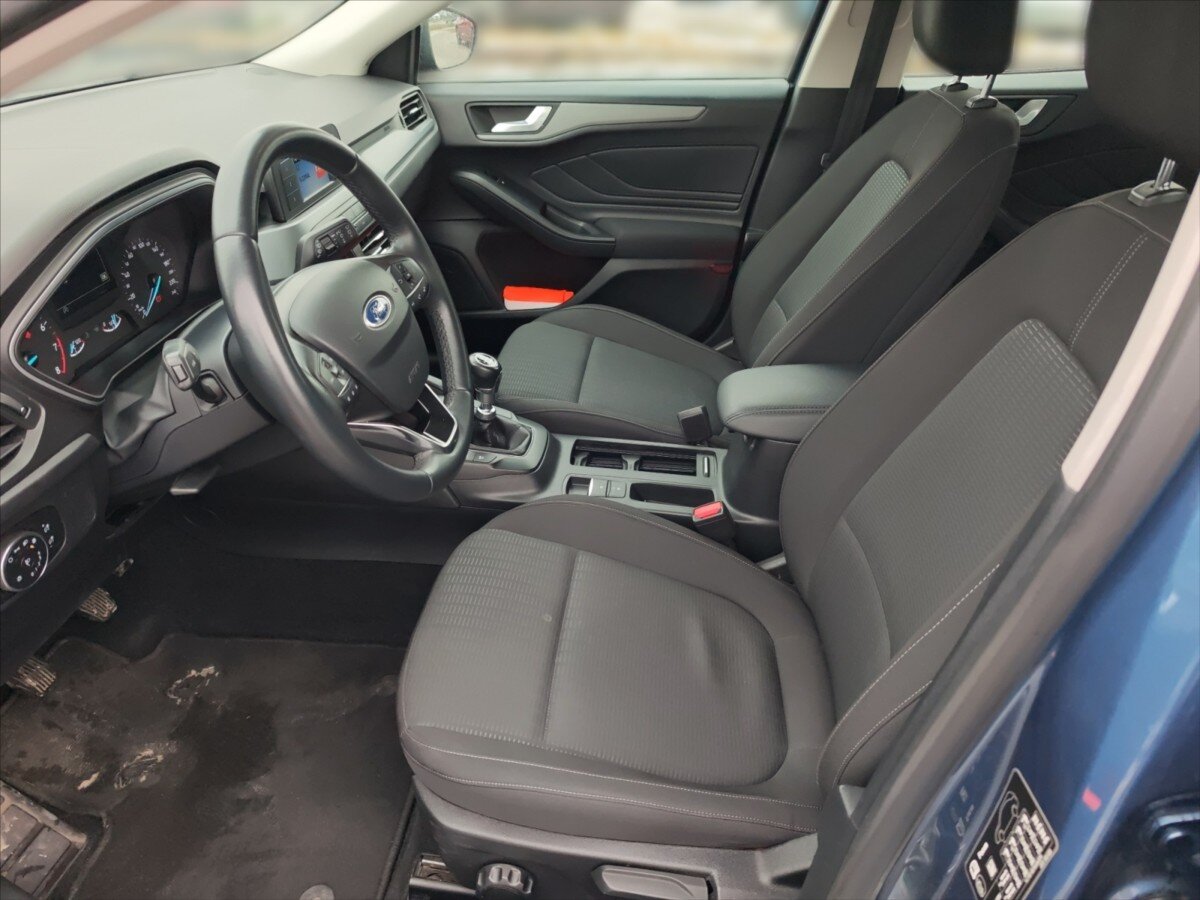 Ford Focus Kombi 999,0 92 kw