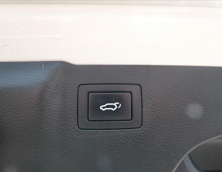 Hyundai Grand Santa Fe 22