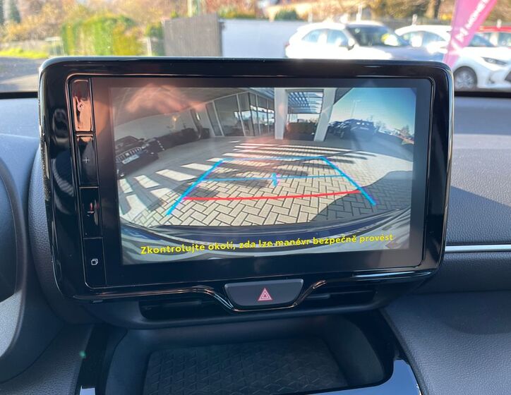 Toyota Yaris Cross 19