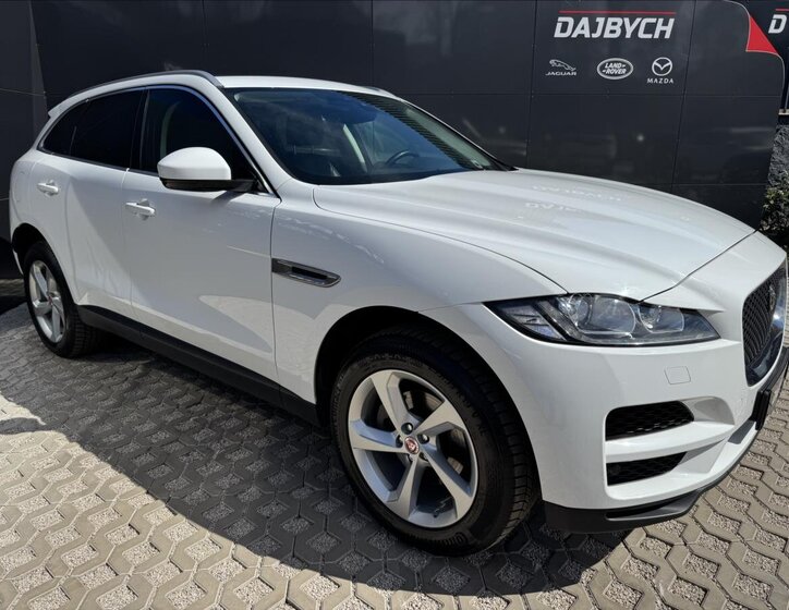 Jaguar F-Pace SUV / Terénní 2,0 l 184 kw