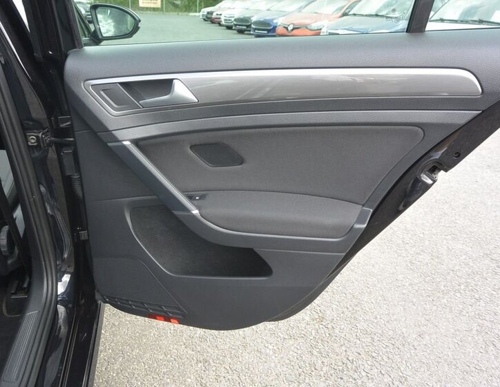 Volkswagen Golf Hatchback 1,2 l 63 kw