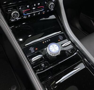 Jeep Grand Cherokee 18