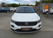Volkswagen T-Roc 3