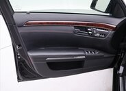 Mercedes-Benz Třídy S Sedan / Limuzína 4,7 l 320 kw