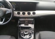 Mercedes-Benz Třídy E 10