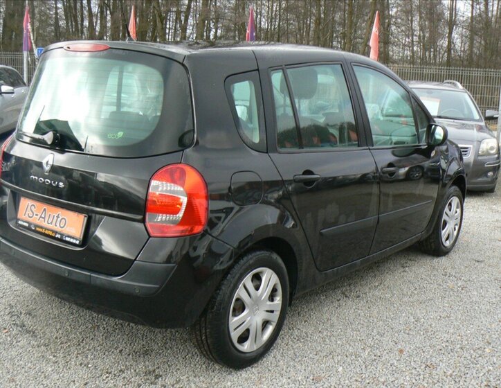 Renault Modus Kombi 1,1 l 55 kw