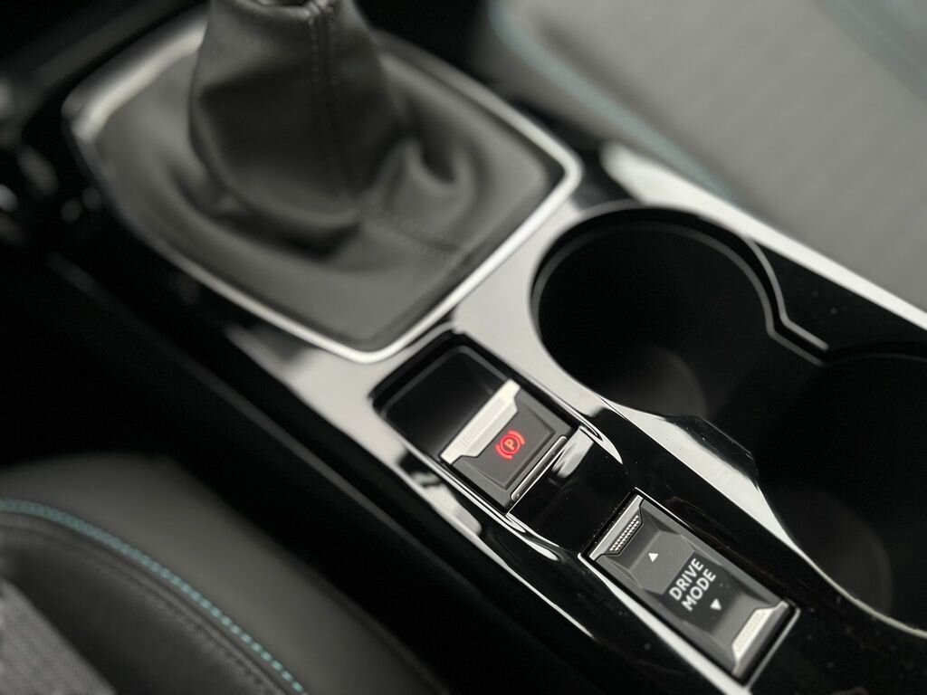 Peugeot 208 Hatchback 1,2 l 74 kw