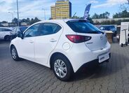 Mazda 2 7