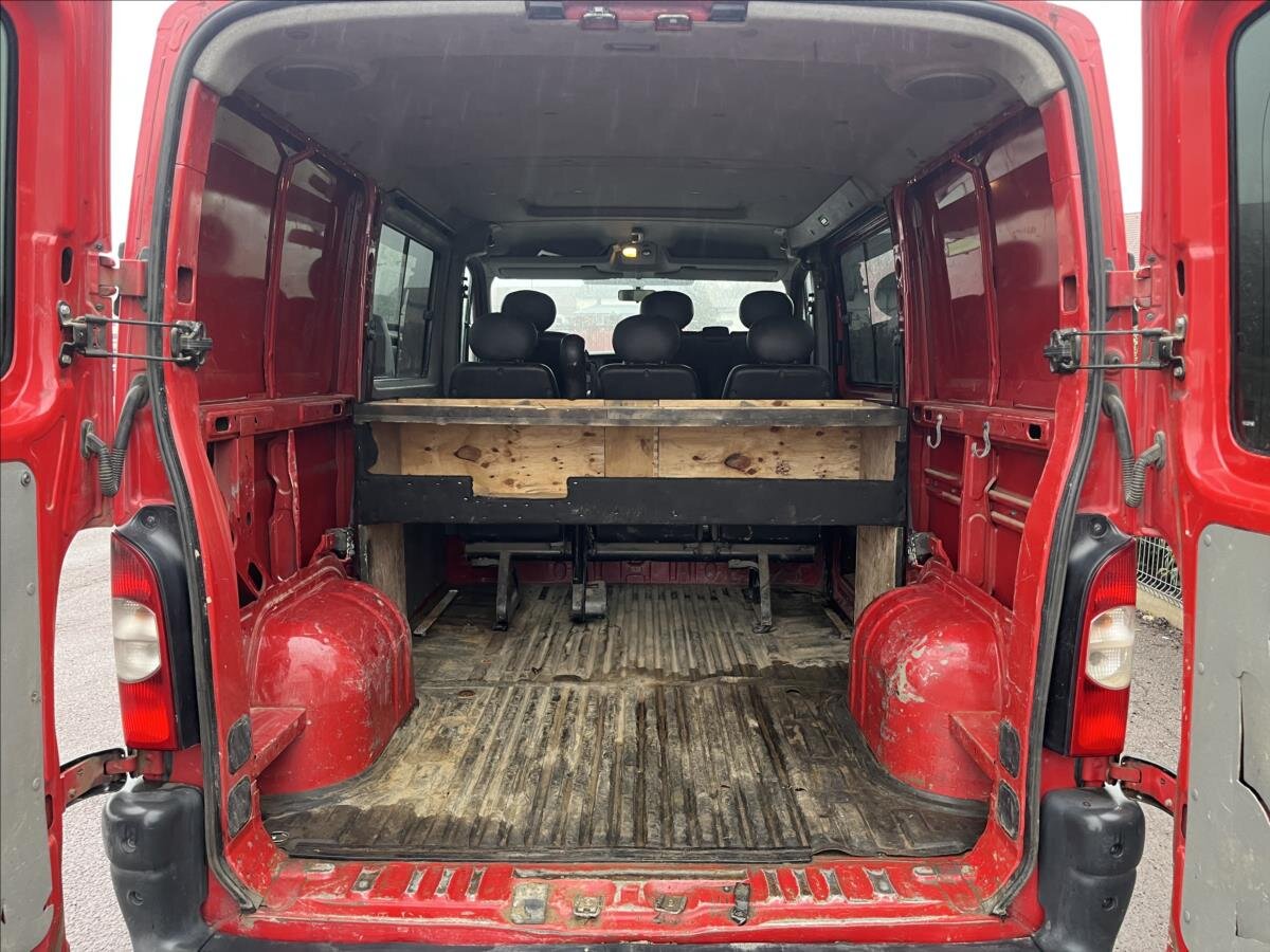 Renault Master Skříň 2,5 l 74 kw