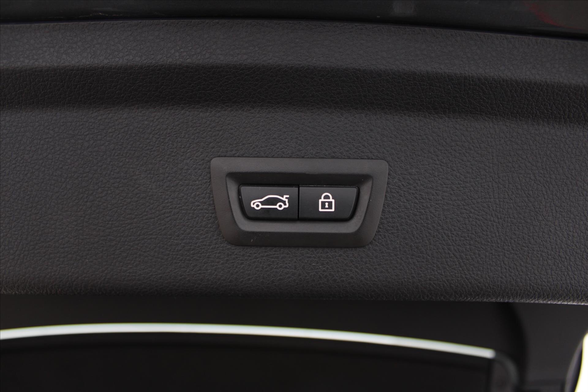 BMW Řada 3 Liftback 3,0 l 190 kw