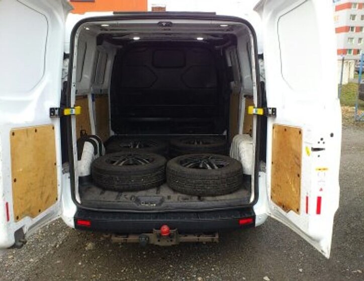 Ford Transit Custom 24