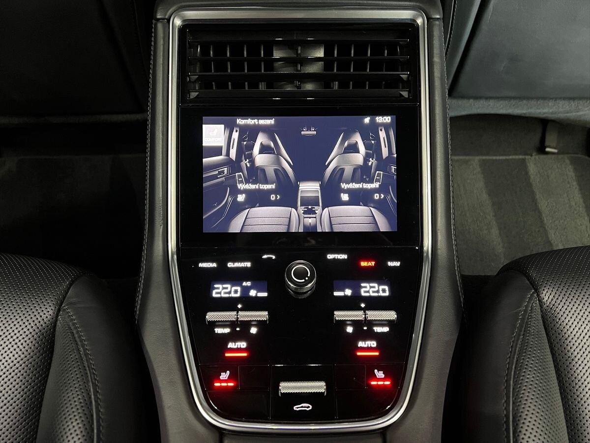 Porsche Panamera Liftback 4,0 l 310 kw