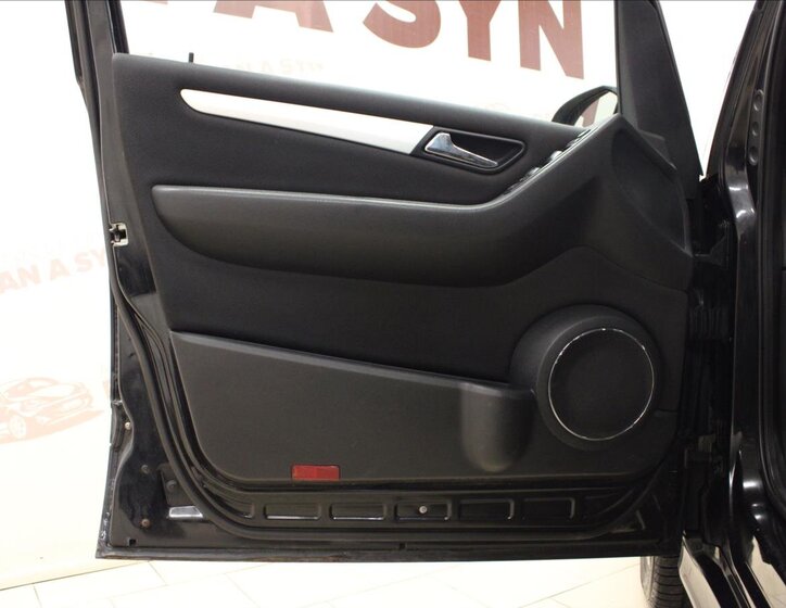 Mercedes-Benz Třídy B 9