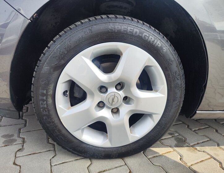 Opel Astra Hatchback 1,4 l 74 kw