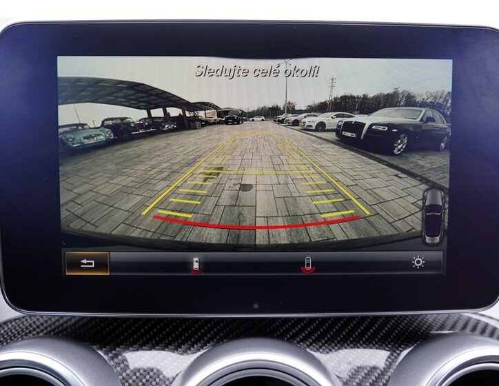 Mercedes-Benz Třídy C 52