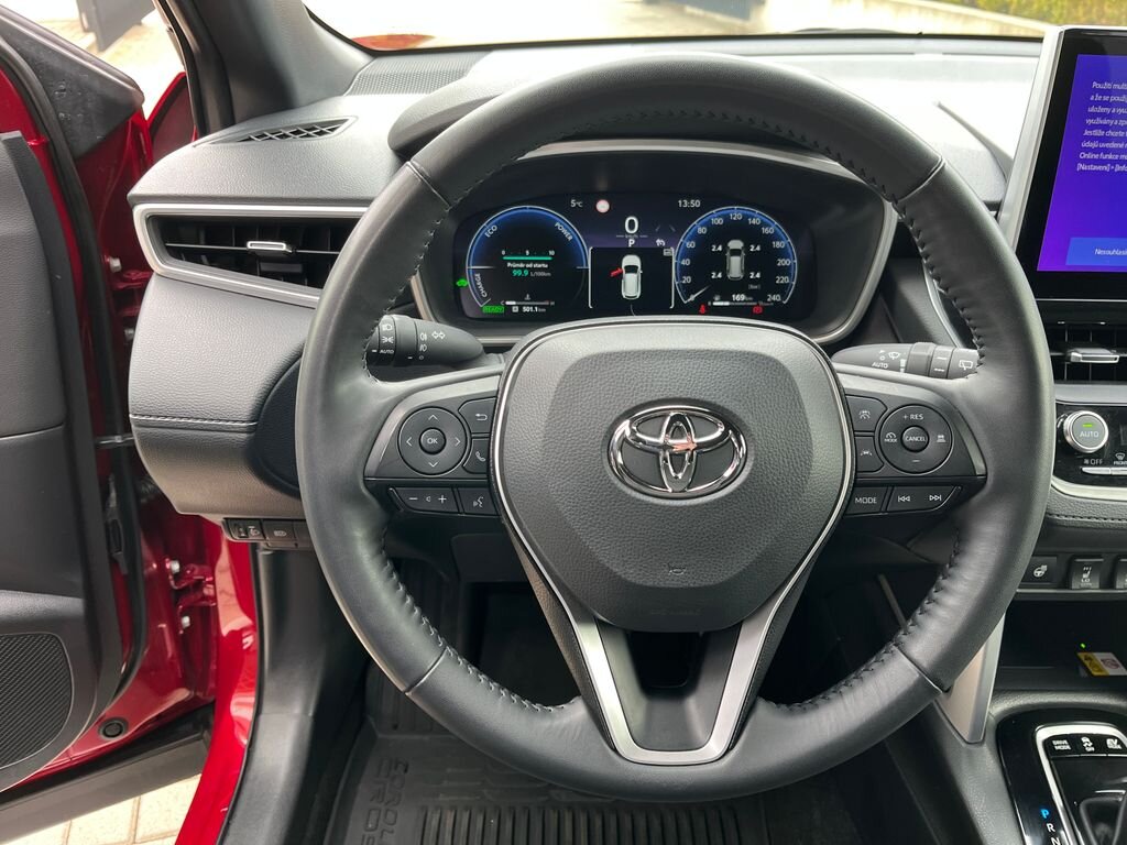 Toyota Corolla Cross SUV / Terénní 1,8 l 72 kw