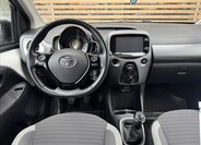 Toyota Aygo Hatchback 998,0 53 kw