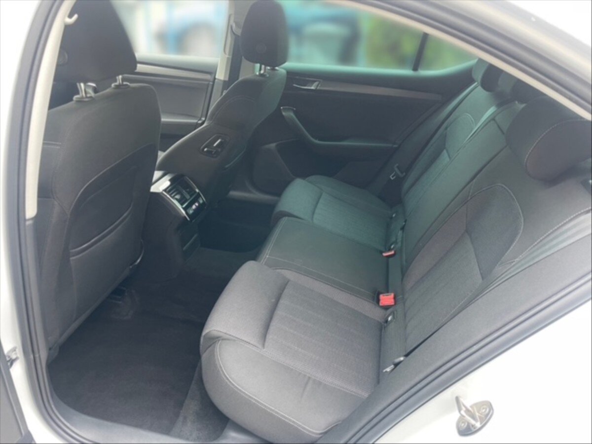 Škoda Superb Liftback 2,0 l 147 kw