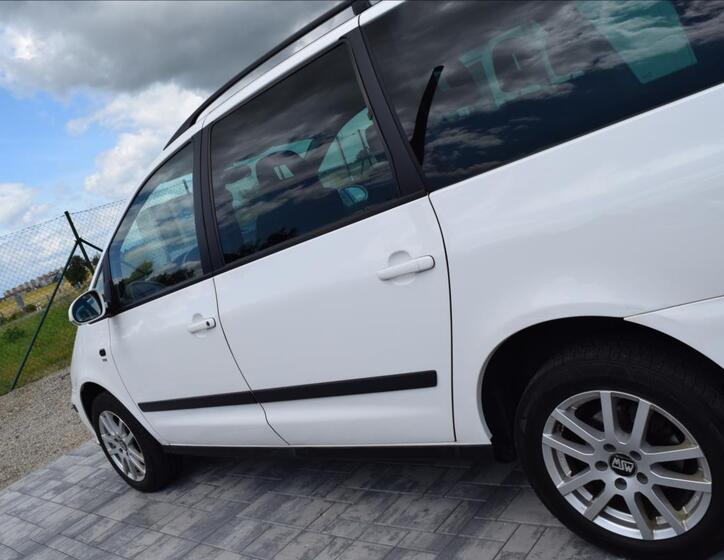 Seat Alhambra 11