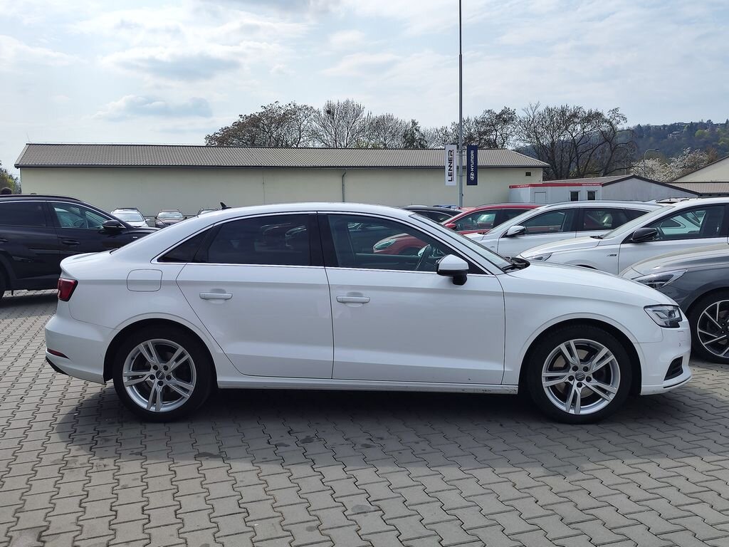 Audi A3 Sedan / Limuzína 2,0 l 110 kw