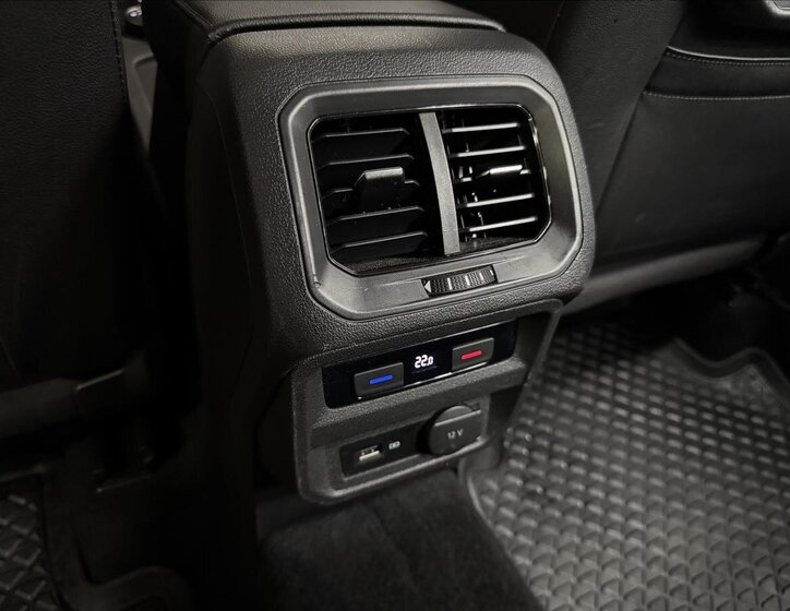 Volkswagen Tiguan Allspace SUV / Terénní 2,0 l 140 kw