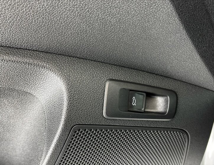 Škoda Karoq SUV / Terénní 1,5 l 110 kw