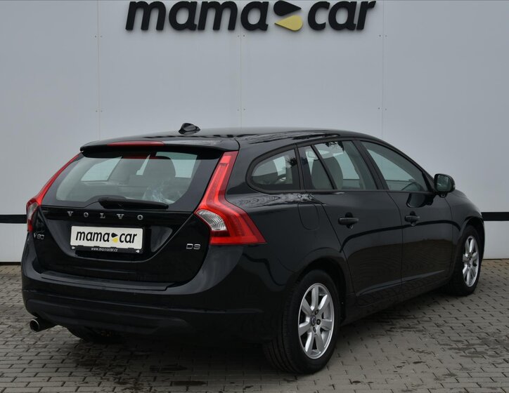 Volvo V60 Kombi 2,0 l 120 kw