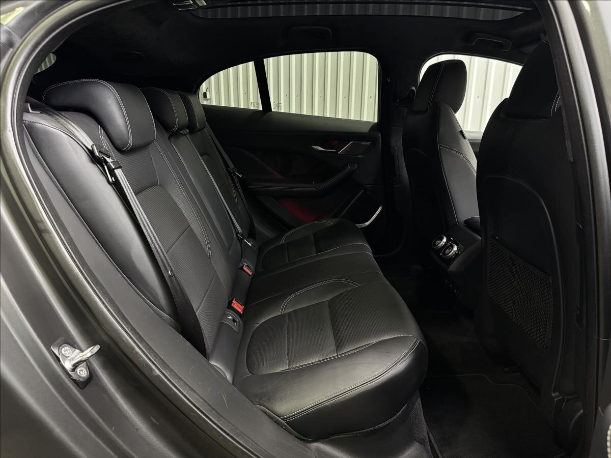 Jaguar I-Pace SUV / Terénní 0,0 294 kw
