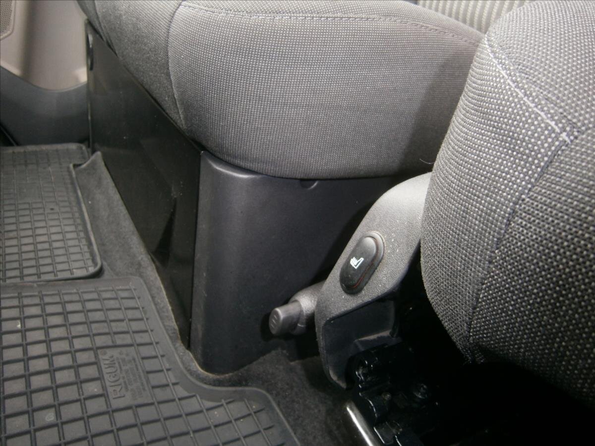 Ford Tourneo Custom Kombi 2,2 l 114 kw