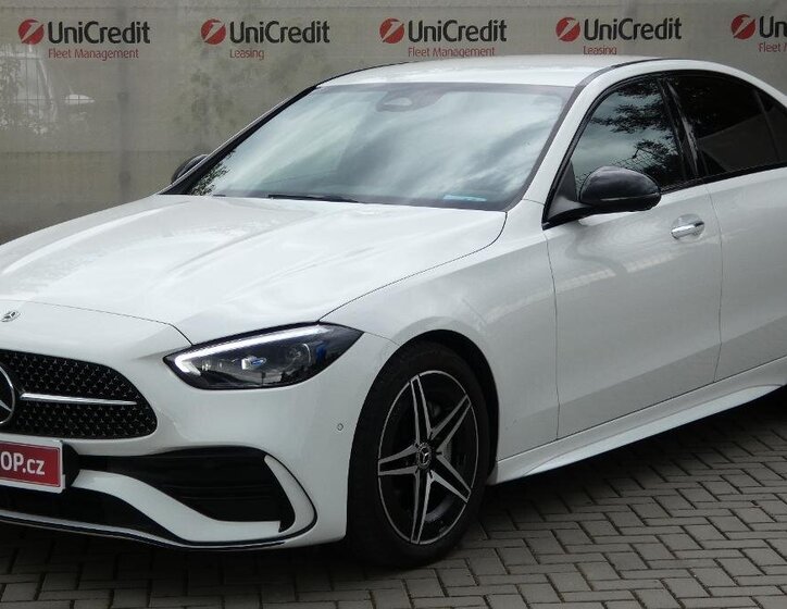 Mercedes-Benz Třídy C Sedan / Limuzína 2,0 l 190 kw
