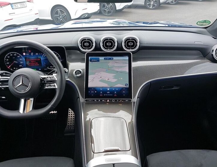 Mercedes-Benz GLC 11