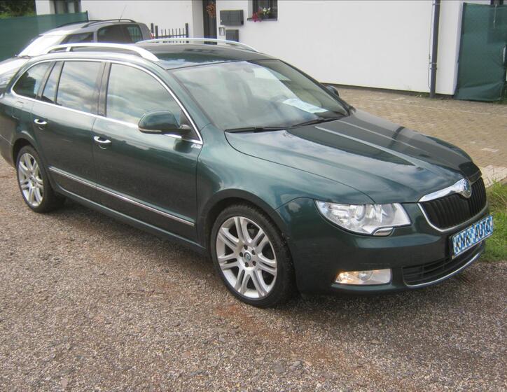 Škoda Superb 8