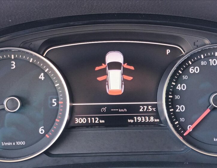 Volkswagen Touareg SUV / Terénní 3,0 l 176 kw