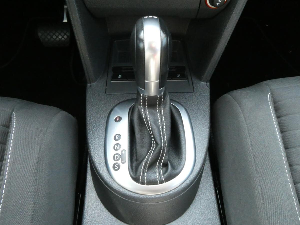 Volkswagen Touran MPV 1,4 l 103 kw