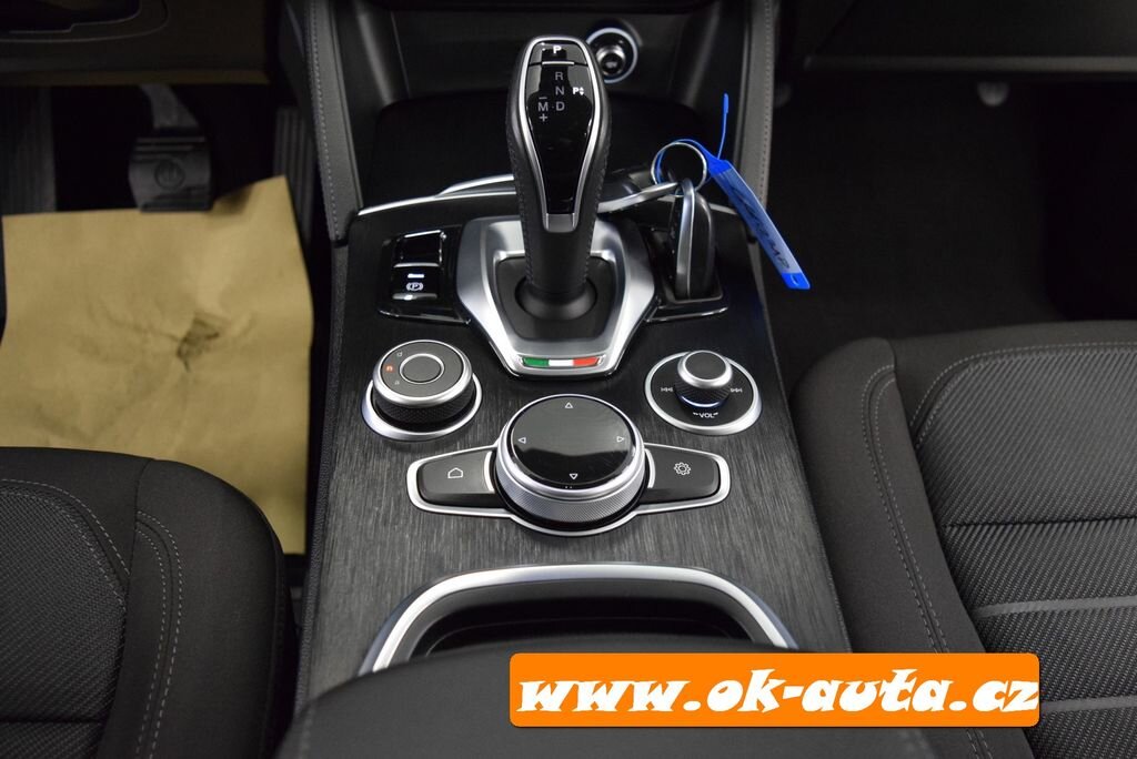 Alfa Romeo Stelvio SUV 0,0 140 kw