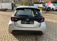 Toyota Yaris 5