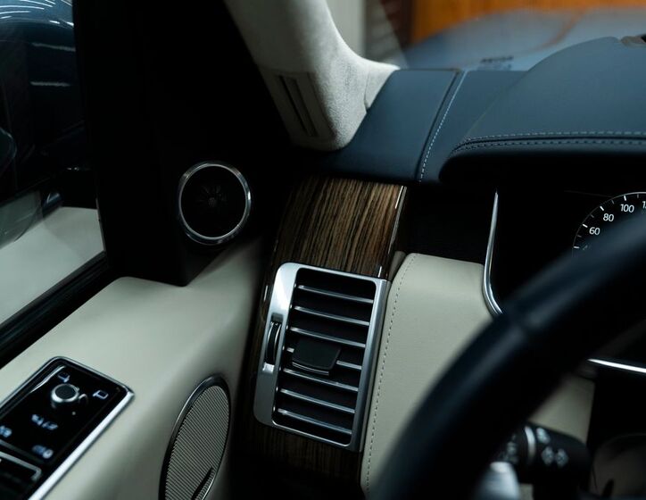 Land Rover Range Rover 15