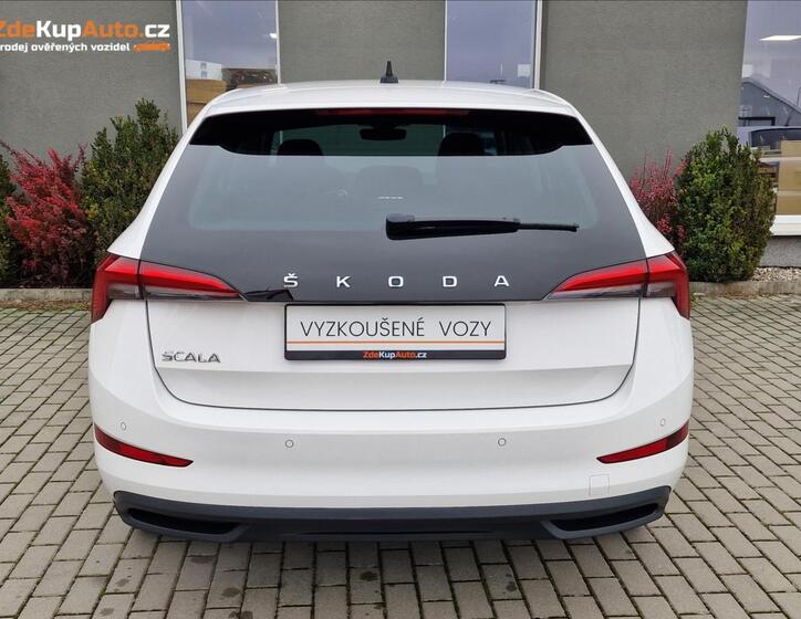 Škoda Scala 9