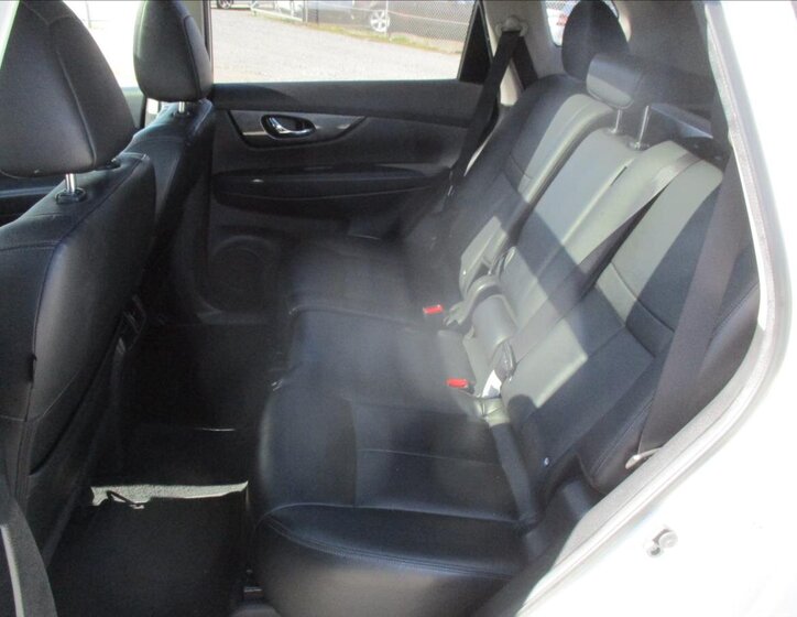 Nissan X-Trail SUV / Terénní 1,6 l 96 kw