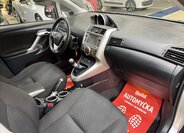 Toyota Verso Kombi 2,0 l 93 kw