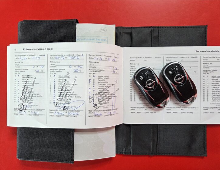 Opel Insignia Kombi 2,0 l 128 kw