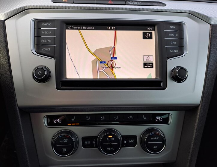 Volkswagen Passat 16