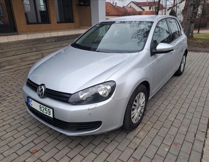 Volkswagen Golf Hatchback 1,6 l 66 kw
