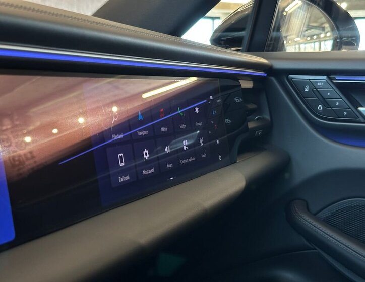 Porsche Macan SUV / Terénní 0,0 300 kw