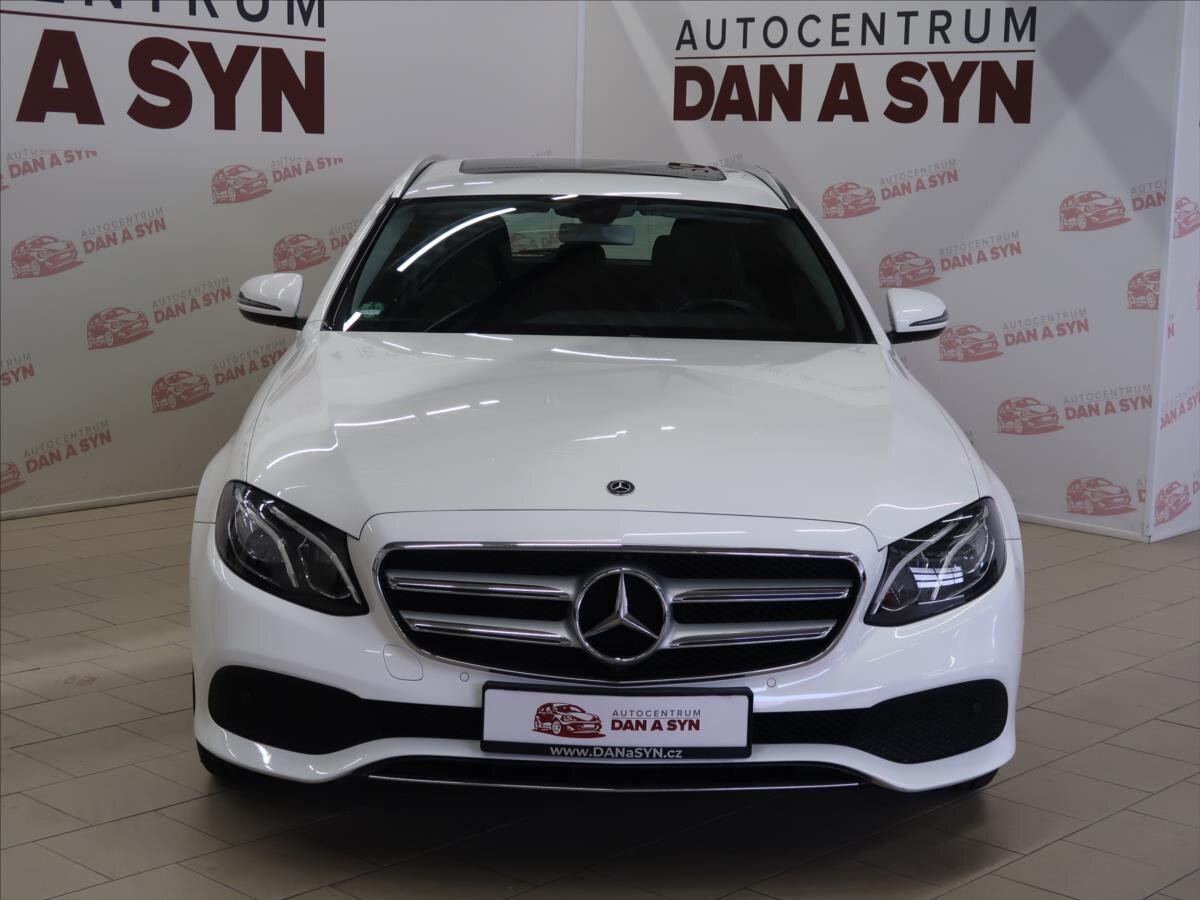 Mercedes-Benz Třídy E Kombi 2,0 l 135 kw